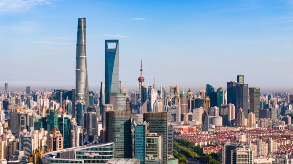 钱掌柜配资 上海楼市新政落地首日：有刚需购房者连夜签单，外环外两新盘开盘日光